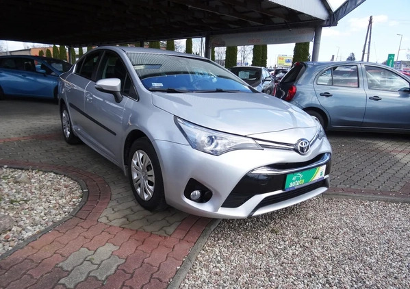 Toyota Avensis cena 42900 przebieg: 201000, rok produkcji 2015 z Sosnowiec małe 326